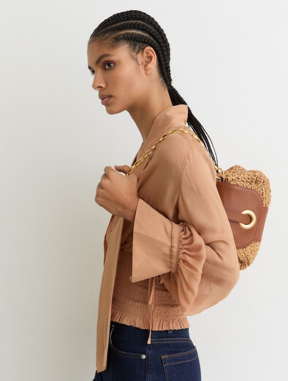 Reiss Lori Raffia-Effect and Leather Shoulder Bag in Natural - Picture 2 of 14